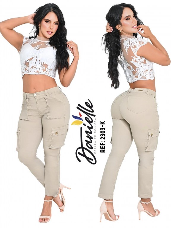 https://images.capellinijeans.info/1741149154.jpg